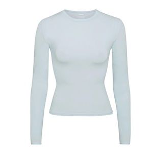 FITS EVERYBODY LONG SLEEVE T-SHIRT NWT